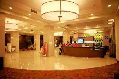 фото отеля Holiday Inn Express Zhengzhou