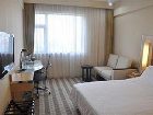 фото отеля Holiday Inn Express Zhengzhou