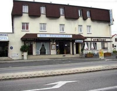 фото отеля L'Ermitage Hotel Corbeil-Essonnes