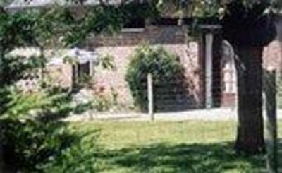 фото отеля Auberge Saint Martin Guest House Surville