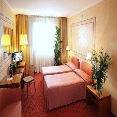фото отеля Cyrano Hotel Saronno