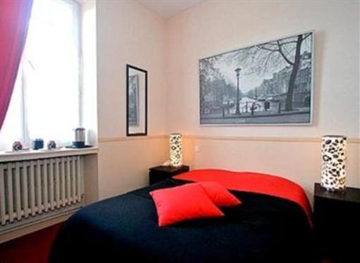 фото отеля Logis Auberge De L'ombree
