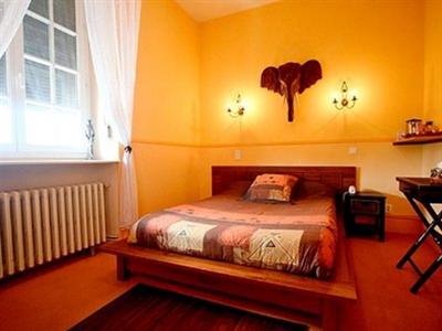 фото отеля Logis Auberge De L'ombree