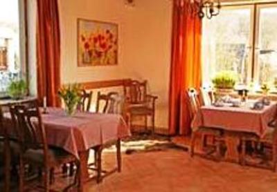 фото отеля Hotel Landhaus Neuhof Wierschem