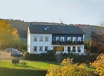фото отеля Hotel Landhaus Neuhof Wierschem