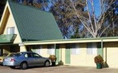 фото отеля Millers Cottage Motel