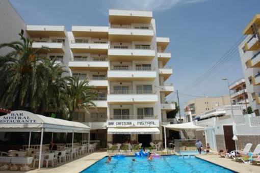 фото отеля Apartamentos Mistral
