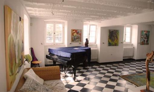 фото отеля Rhein River Guesthouse Hitdorf