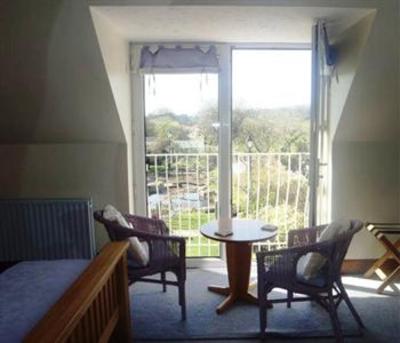 фото отеля Ammonite Bed & Breakfast