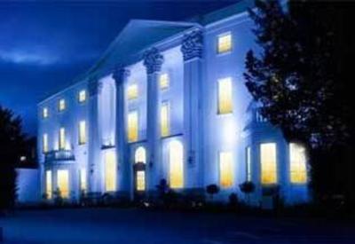 фото отеля The White House Hotel Old Windsor