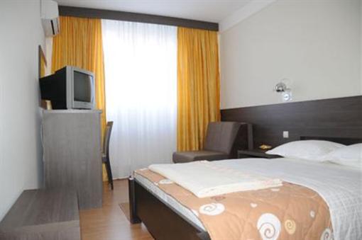 фото отеля Hotel Pozega
