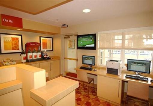 фото отеля TownePlace Suites Fort Lauderdale West