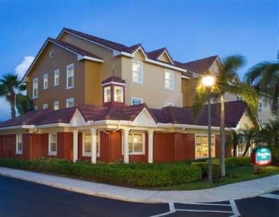 фото отеля TownePlace Suites Fort Lauderdale West