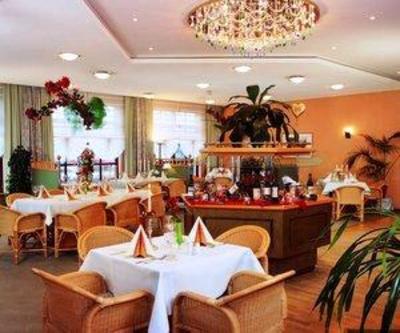 фото отеля Hotel Kristall Weisswasser