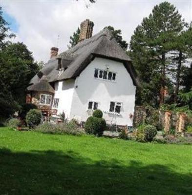фото отеля The Old Farmhouse Newmarket