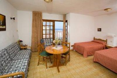 фото отеля Tinerfe Garden Apartments Tenerife