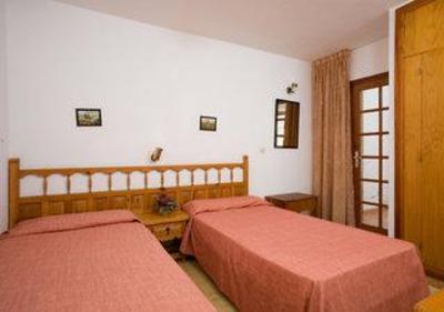 фото отеля Tinerfe Garden Apartments Tenerife