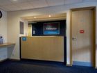 фото отеля Travelodge Huddersfield Mirfield