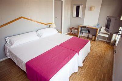 фото отеля Hotel Subur