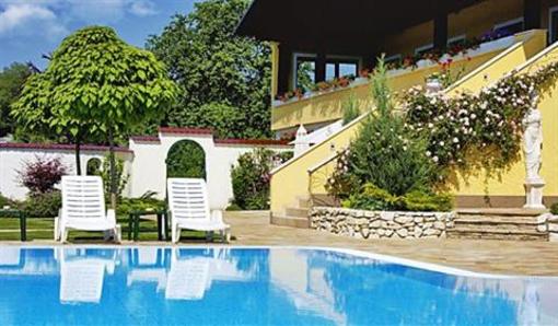 фото отеля Landhotel Marienhof