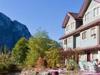 фото отеля Squamish Inn on the Water