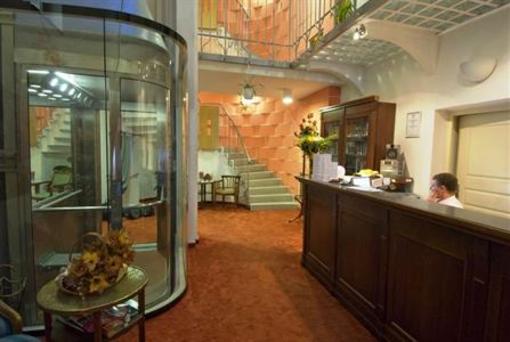 фото отеля Petr Hotel Karlovy Vary