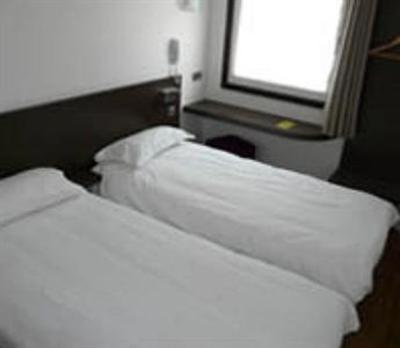 фото отеля B&B Aulnay Sous Bois
