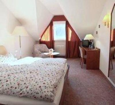 фото отеля Akzent Hotel Burg Waldau