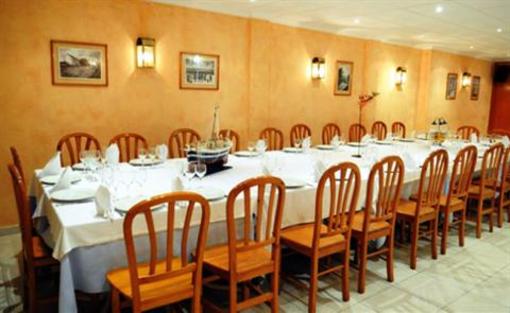 фото отеля Plaça Vella Hotel San Carlos De La Rapita