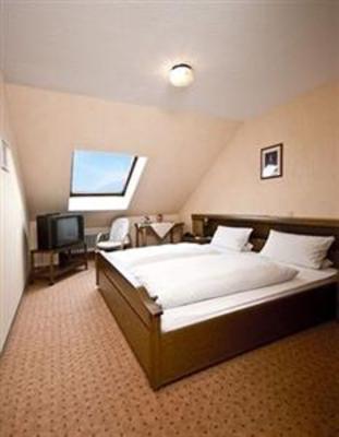 фото отеля Alte Post Hotel Schoppingen
