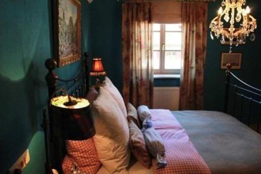 фото отеля Taylor's Bed & Breakfast