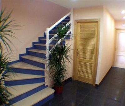 фото отеля Hostal Quatre Llunes Santa Pola