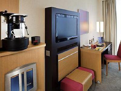 фото отеля Novotel Geneve Centre