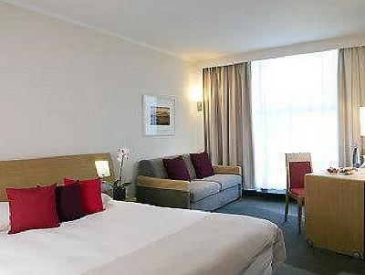 фото отеля Novotel Geneve Centre