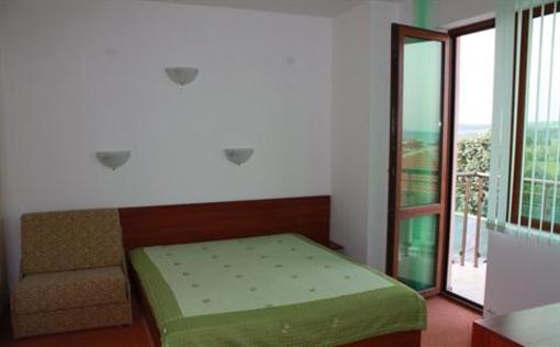 фото отеля Guest House Nadin