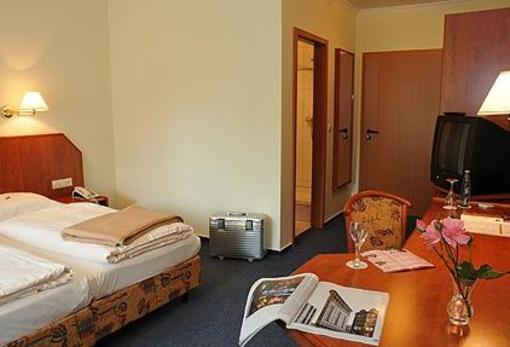 фото отеля Freizeit Auefeld Hotel Hannoversch Münden