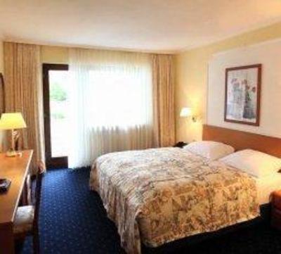 фото отеля Hotel Brunnenhof Hanau