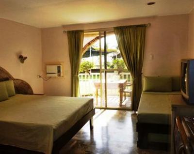 фото отеля Lago de Oro Beach Club and Restaurant