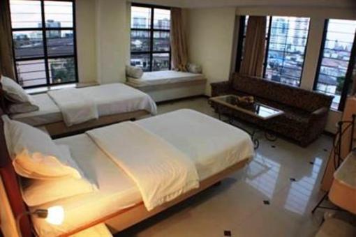 фото отеля Hotel Godwin Mumbai
