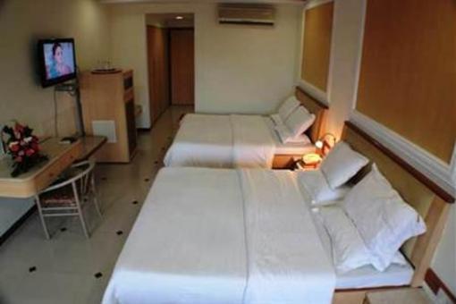 фото отеля Hotel Godwin Mumbai