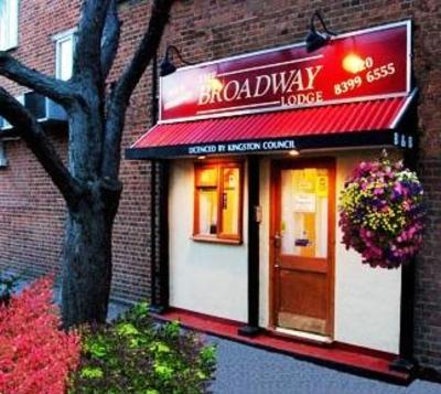 фото отеля Broadway Lodge