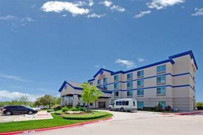 фото отеля Comfort Suites Austin Airport