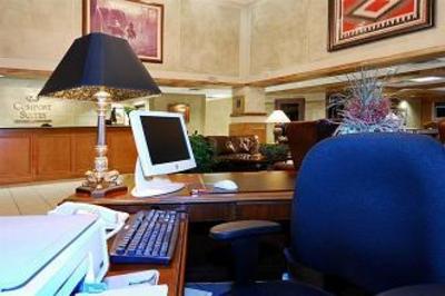 фото отеля Comfort Suites Austin Airport