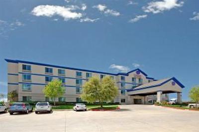 фото отеля Comfort Suites Austin Airport