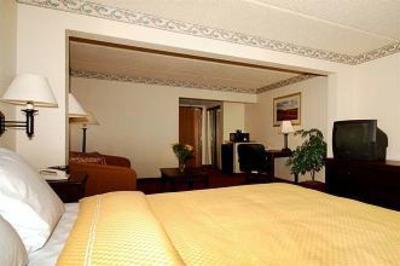 фото отеля Comfort Suites Austin Airport
