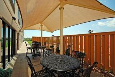 фото отеля Comfort Suites Austin Airport