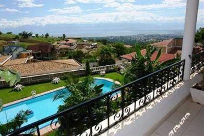 фото отеля Top Hill Residence