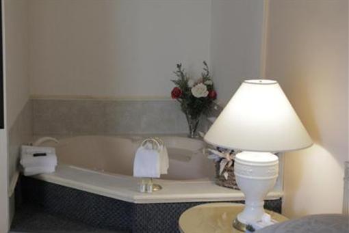 фото отеля Hamilton Inn