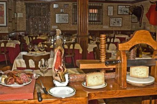 фото отеля Hostal El Pela