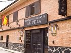 фото отеля Hostal El Pela